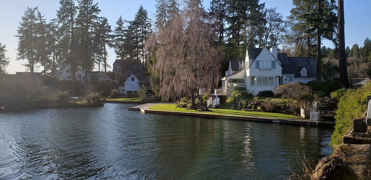 Junk Removal and recycling in the city of Lake Oswego, Oregon